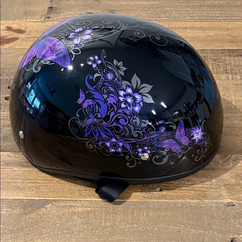 Daytona Helmets Half Skull Cap Motorcycle Helmet – DOT Approved